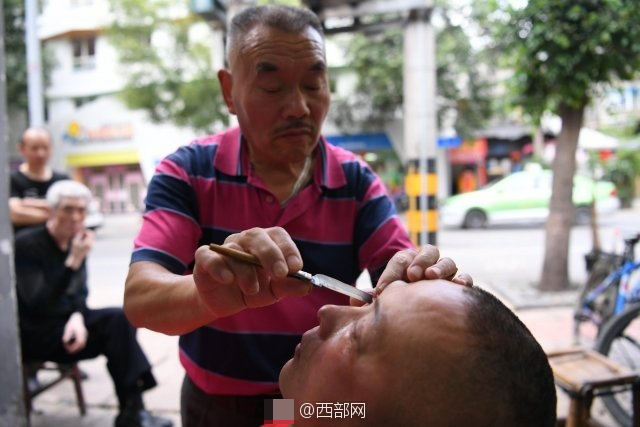 An Eyeball Shaving Barber